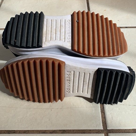 CONVERSE platform tennis shoe original black and white unisex 7 Men 8.5 women - Picture 5 of 5